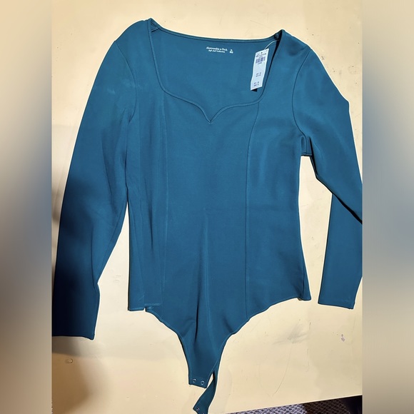 Abercrombie and Fitch body suit - Picture 1 of 4